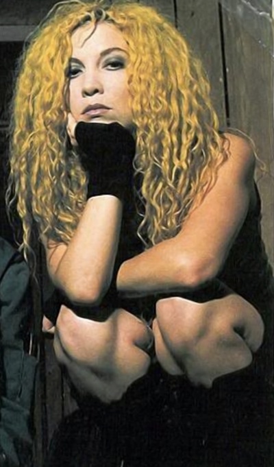 Sean-Yseult-White-Zombie